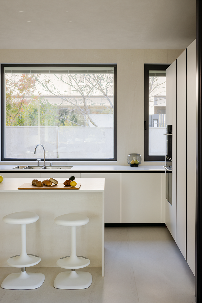 1749631279856099.png 640 (18).png