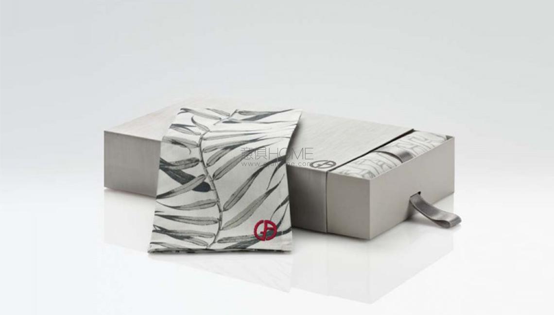 ARMANI CASAGIFT 禮品