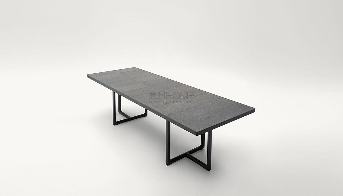 PAOLA LENTIPortofino 桌子