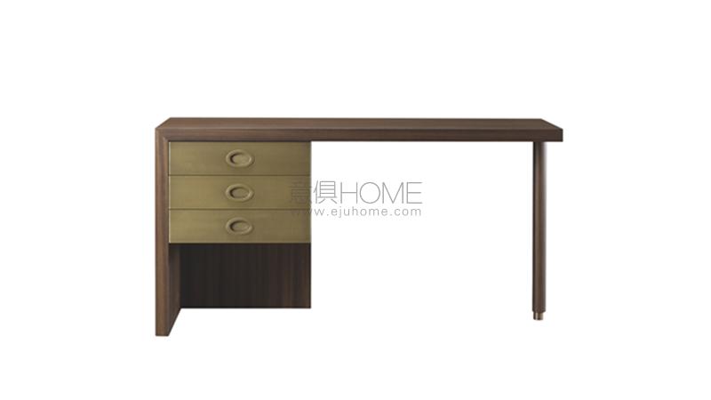 PROMEMORIAGIACOMO 書桌