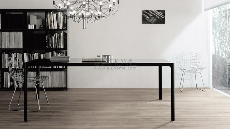 RIMADESIOflat 餐桌