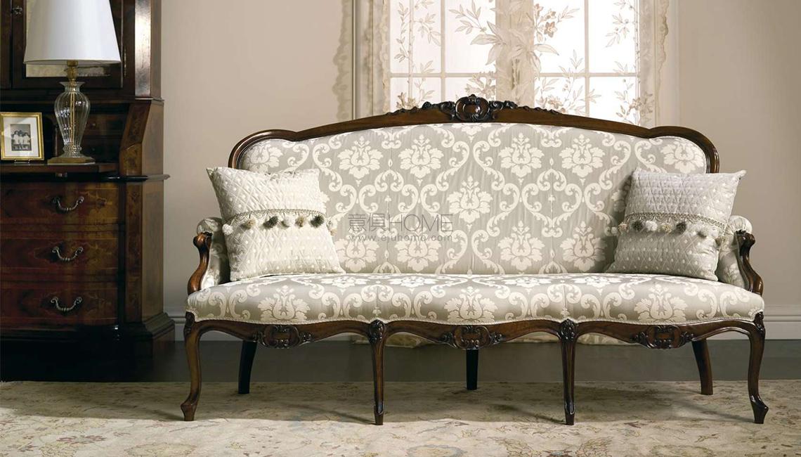 VIMERCATIClassic living room Carlotta 沙發