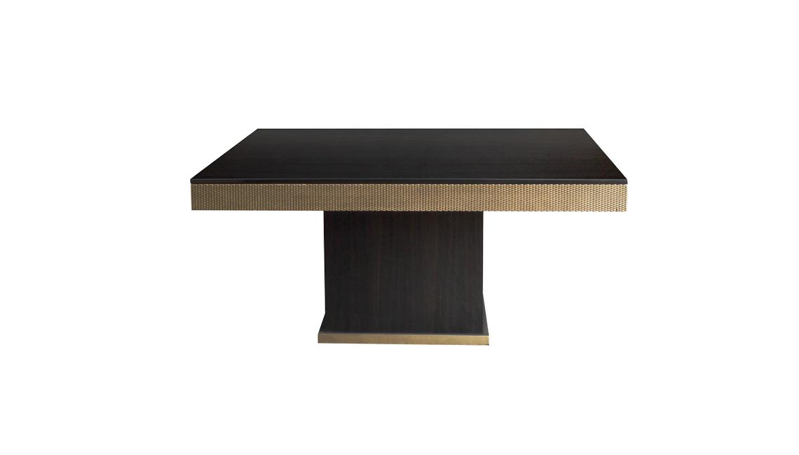 DAYTONAKarma方餐桌