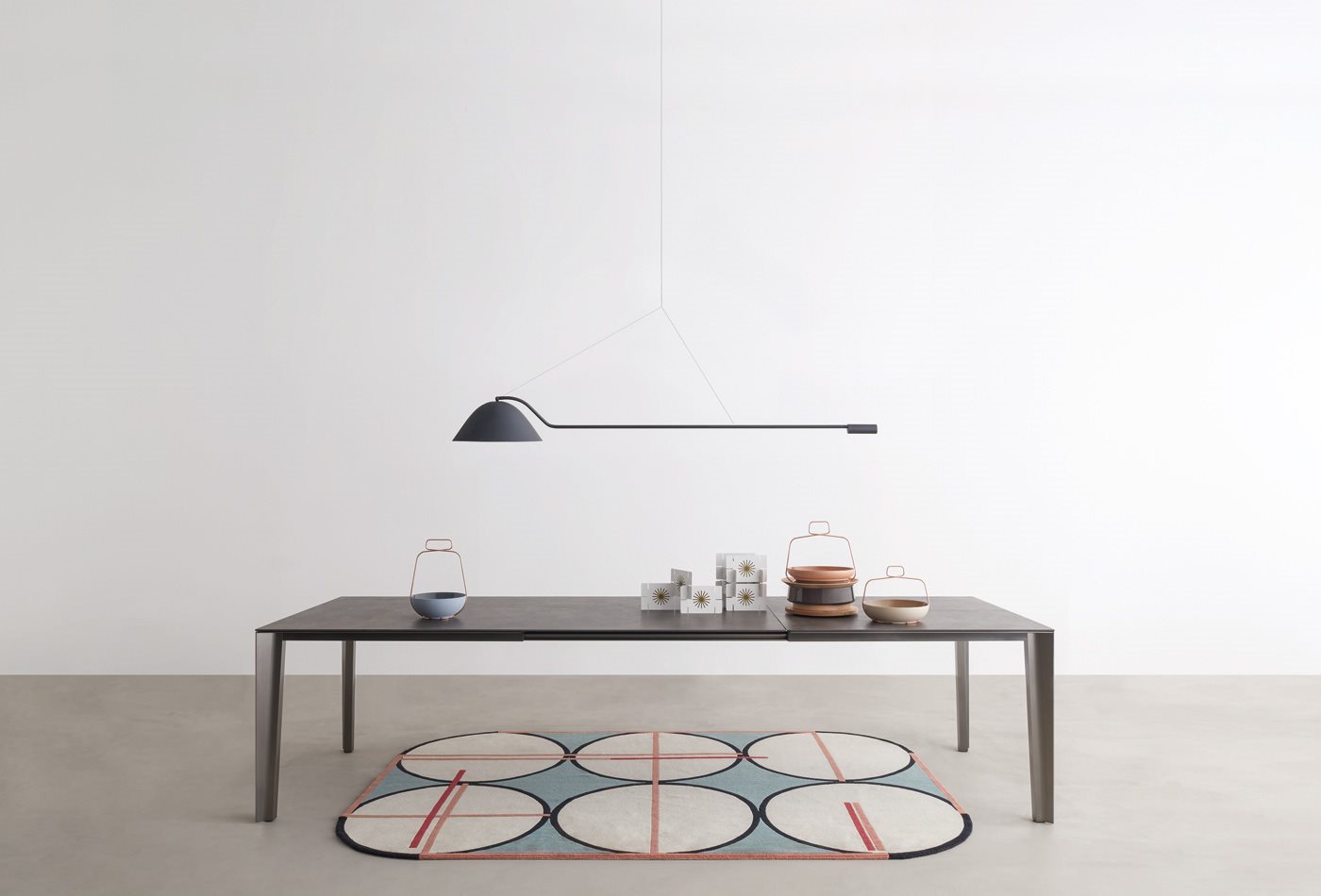 desaltoSkin 長餐桌