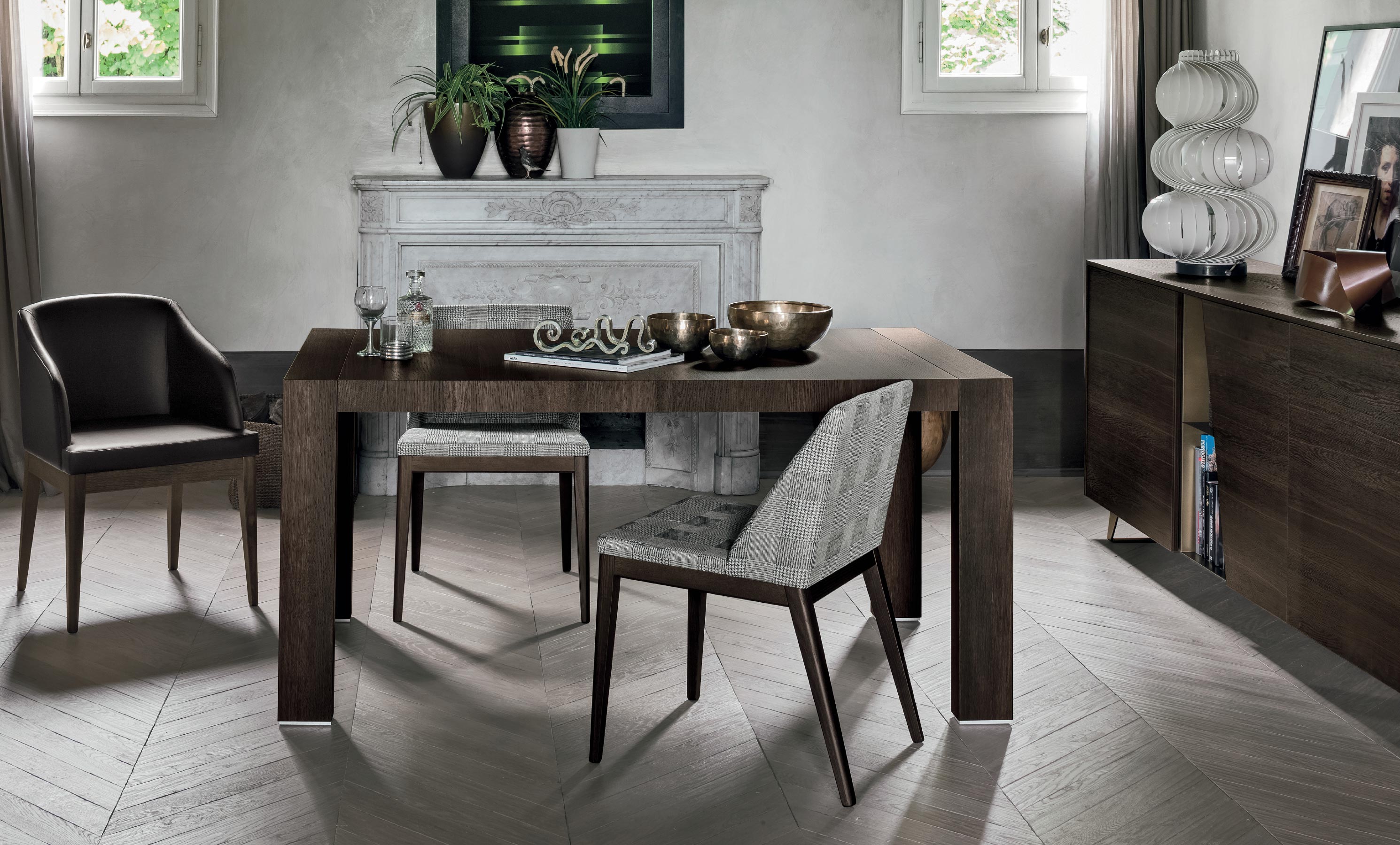 Gruppo TomasellaDOPPIO PASSO長餐桌