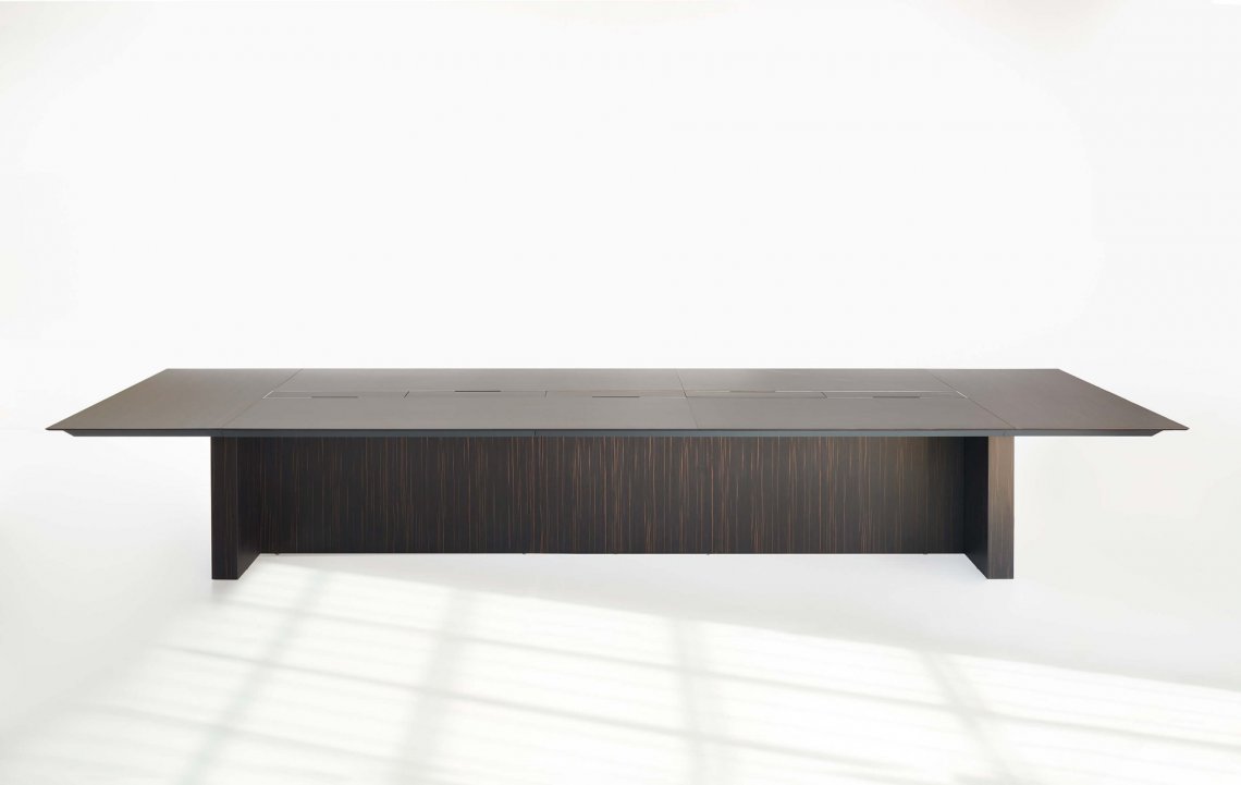 IOCMore會(huì)議桌