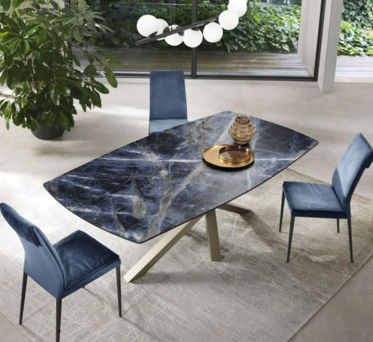 RIFLESSISHANGAI CERAMICA餐桌