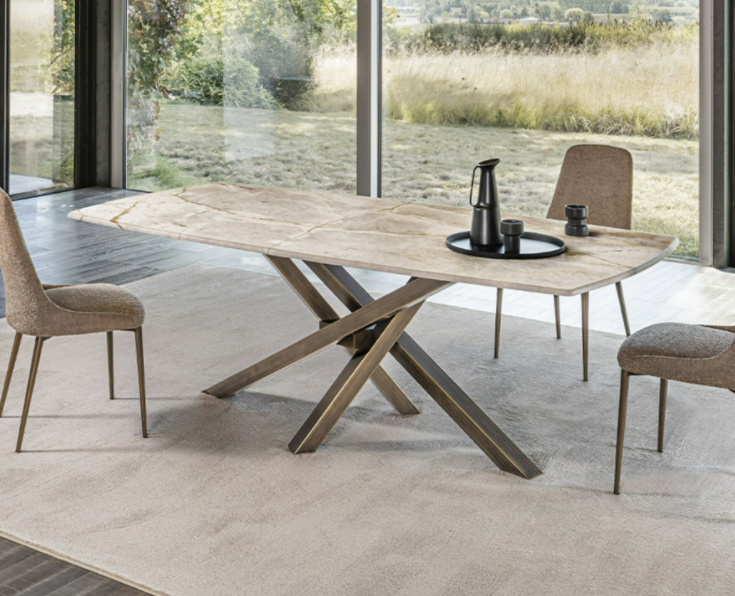 RIFLESSISHANGAI MARMO餐桌